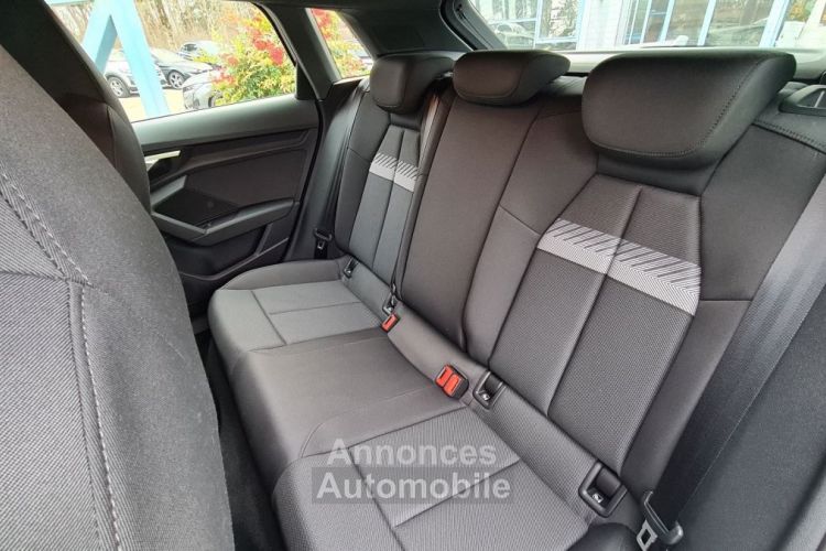 Audi A3 Sportback 35 TFSI 150CH MILD HYBRID DESIGN S TRONIC 7 - <small></small> 30.870 € <small>TTC</small> - #13