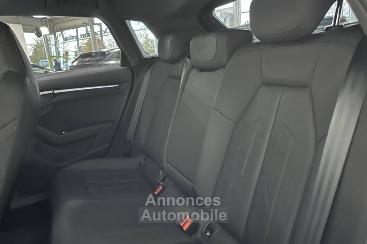 Audi A3 Sportback 35 TFSI Mild Hybrid 150 S tronic 7 Design Luxe - <small></small> 26.990 € <small>TTC</small> - #14