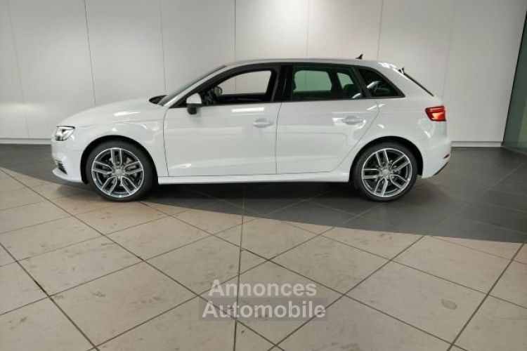 Audi A3 Sportback 40 e-tron/ Hybride/ S line/ Réseau Audi/ 1ère main/ Garantie 12 mois - <small></small> 31.990 € <small>TTC</small> - #3