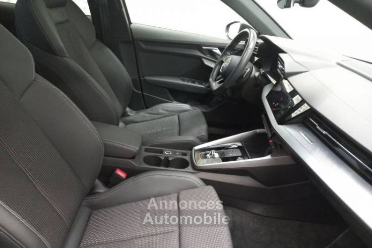 Audi A3 Sportback 40 TFSIe 204 S tronic 6 S line - <small></small> 41.900 € <small>TTC</small> - #8