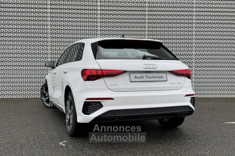 Audi A3 Sportback 40 TFSIe 204 tronic 6 Line - <small></small> 43.500 € <small>TTC</small> - #4