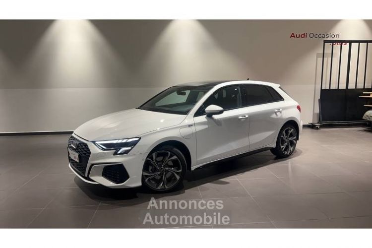 Audi A3 Sportback 40 TFSIe 204 S tronic 6 S line - <small></small> 42.993 € <small>TTC</small> - #1