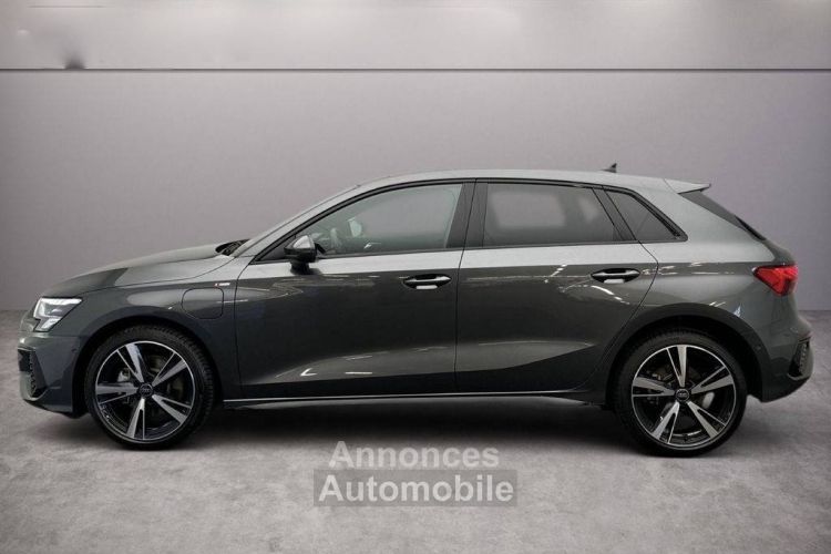 Audi A3 Sportback 40 TFSIe S line - <small></small> 41.900 € <small>TTC</small> - #2