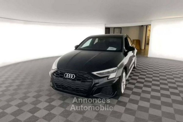 Audi A3 Sportback 45 TFSIe S line - <small></small> 43.820 € <small>TTC</small> - #1