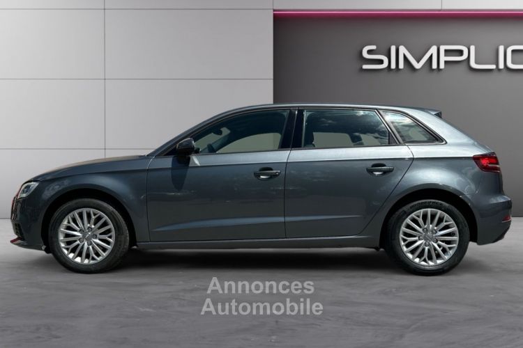 Audi A3 Sportback BUSINESS 2.0 TDI 150 ch S tronic 6 Business line - <small></small> 15.990 € <small>TTC</small> - #9