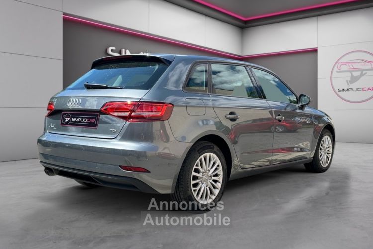 Audi A3 Sportback BUSINESS 2.0 TDI 150 ch S tronic 6 Business line - <small></small> 15.990 € <small>TTC</small> - #23