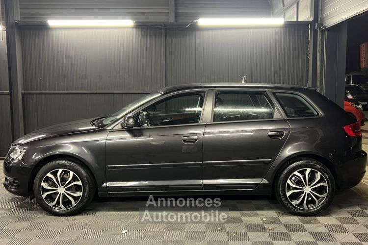 Audi A3 Sportback II PHASE 2 1.6 100 Cv BOITE AUTOMATIQUE 51 700 Kms ORIGINE FRANCE - GARANTIE 1 AN - <small></small> 11.970 € <small>TTC</small> - #5