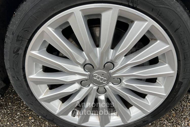 Audi A3 SportBack III 1.4 TFSI 204ch e-tron Design luxe S-Tronic6 GPS Caméra - <small></small> 19.990 € <small>TTC</small> - #10