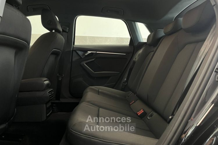 Audi A3 Sportback IV 30 TFSI 110ch Business line / À PARTIR DE 366,75 € * - <small></small> 25.990 € <small>TTC</small> - #14