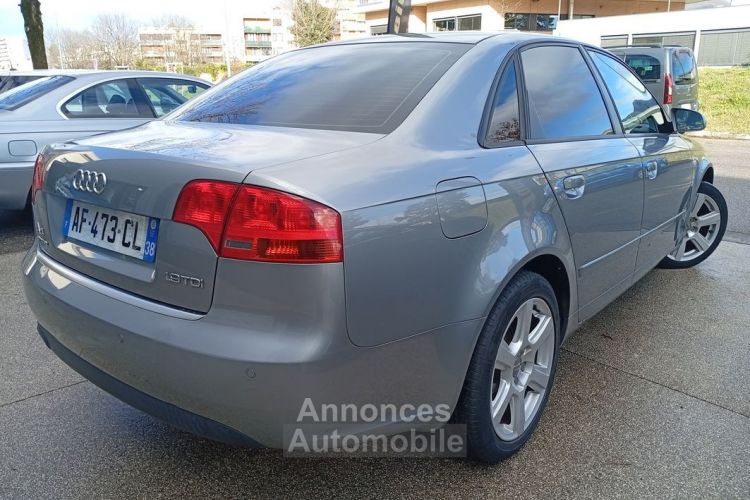 Audi A4 1.9 tdi 116cv ct ok clim régulateur distribution révision récente 01-2025 garantie 12 mois 6500 - <small></small> 6.500 € <small>TTC</small> - #3