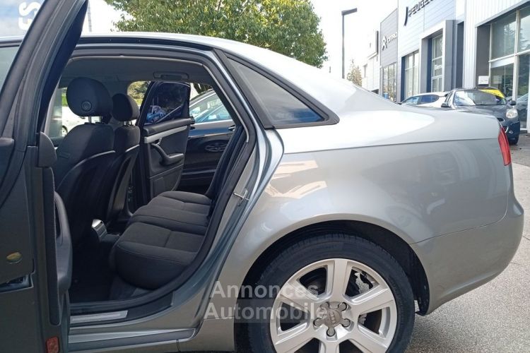 Audi A4 1.9 tdi 116cv ct ok clim régulateur distribution révision récente 01-2025 garantie 12 mois 6500 - <small></small> 6.500 € <small>TTC</small> - #4