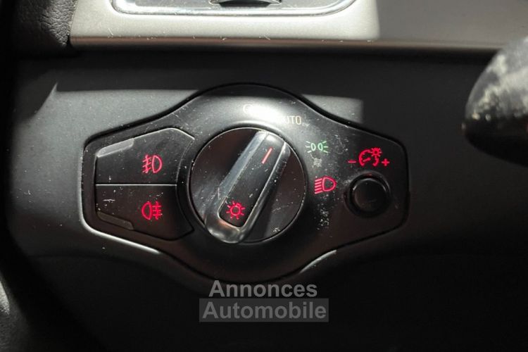 Audi A4 2.0 tdi 177 dpf s line - <small></small> 9.990 € <small>TTC</small> - #33