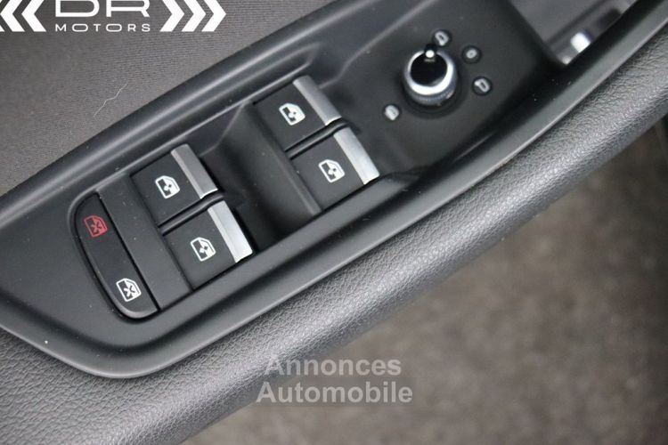 Audi A4 30TDI S-TRONIC S LINE BUSINESS EDITION - NAVIGATIE MIRROR LINK ALU 18" - <small></small> 24.495 € <small>TTC</small> - #45