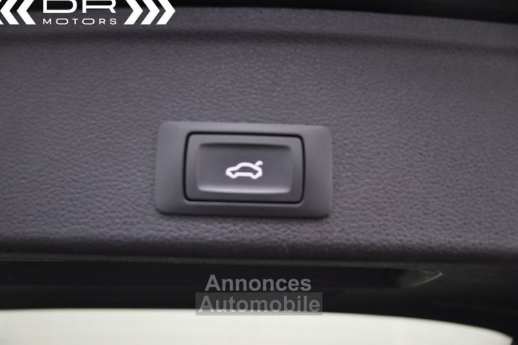Audi A4 30TDI S-TRONIC S LINE - NAVIGATIE VIRTUAL COCKPIT LEDER ALU 18" - <small></small> 28.995 € <small>TTC</small> - #51