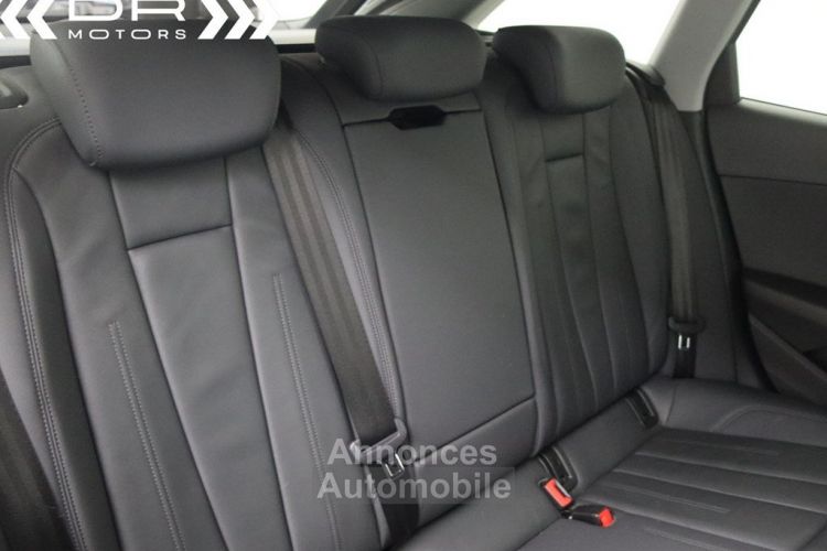 Audi A4 30TDI S-TRONIC S LINE - NAVIGATIE VIRTUAL COCKPIT LEDER MIRROR LINKALU 18" - <small></small> 26.995 € <small>TTC</small> - #14