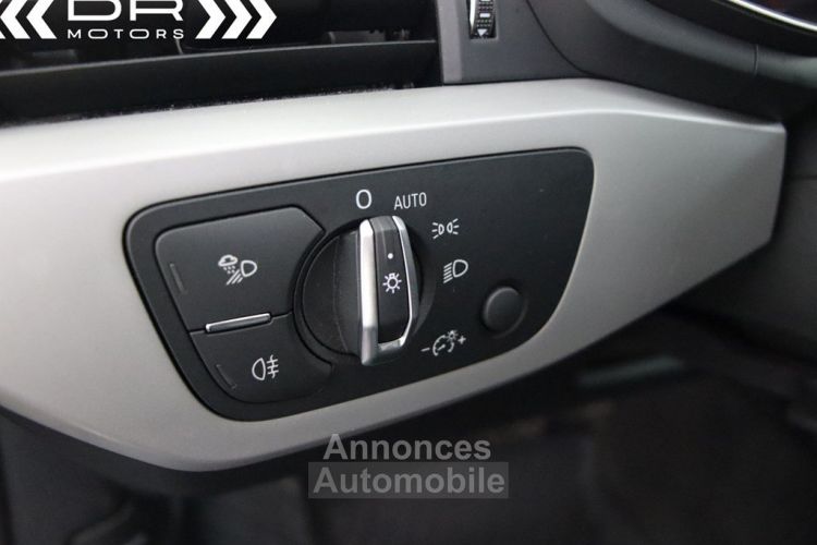 Audi A4 30TDI S-TRONIC S LINE - NAVIGATIE VIRTUAL COCKPIT LEDER MIRROR LINKALU 18" - <small></small> 26.995 € <small>TTC</small> - #42