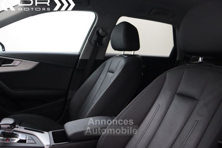 Audi A4 30TDI S-TRONIC S LINE - NAVIGATIE VIRTUAL COCKPIT LEDER MIRROR LINKALU 18" - <small></small> 26.995 € <small>TTC</small> - #43