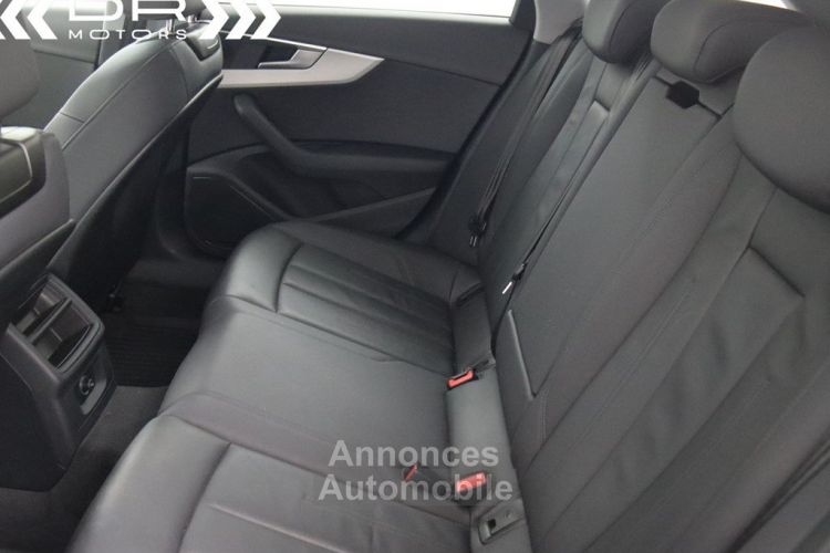 Audi A4 30TDI S-TRONIC S LINE - NAVIGATIE VIRTUAL COCKPIT LEDER MIRROR LINKALU 18" - <small></small> 26.995 € <small>TTC</small> - #49