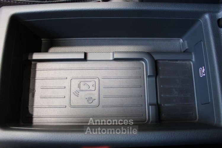 Audi A4 35 TFSI Stronic - <small></small> 34.990 € <small>TTC</small> - #13