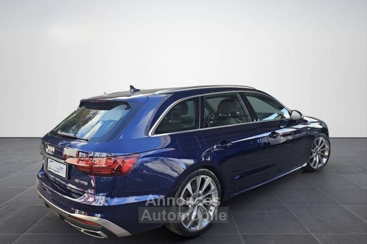 Audi A4 40 TFSI qu S line DigCockpit~Matrix~Pano - <small></small> 31.990 € <small>TTC</small> - #6