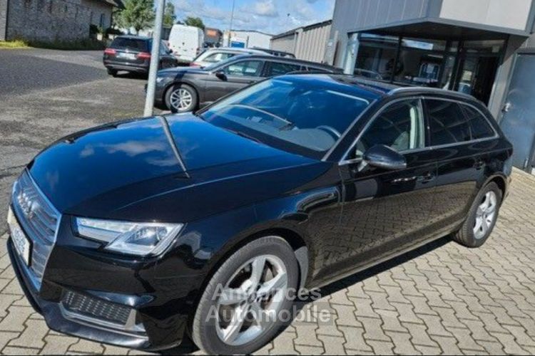 Audi A4 Avant  (2) AVANT 2.0 40 TDI 190 S TRONIC/ 05/2019 *attelage* - <small></small> 24.990 € <small>TTC</small> - #1