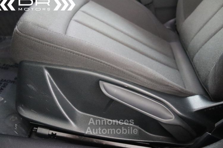 Audi A4 Avant 2.0TDI PACK BUSINESS - NAVI XENON - <small></small> 17.495 € <small>TTC</small> - #42