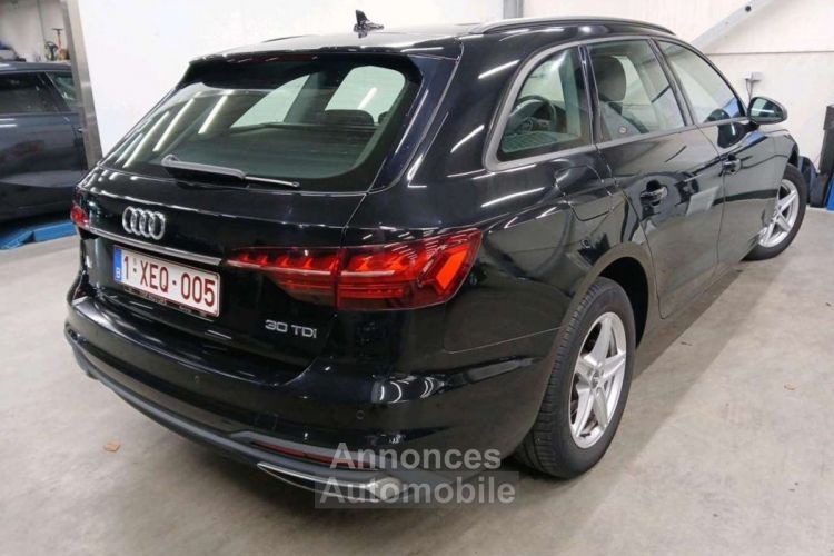 Audi A4 Avant 30TDi Design STronic LED-NAVI-CUIR-VIRTUAL - <small></small> 23.390 € <small>TTC</small> - #3