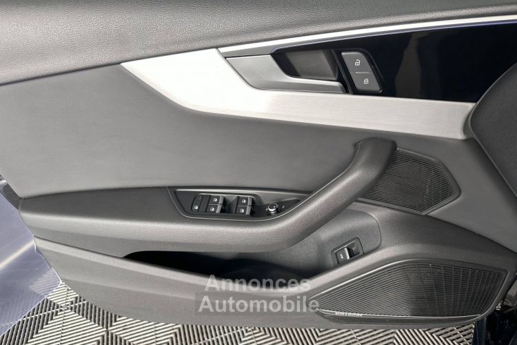Audi A4 Avant 35 TFSI 150ch S line S tronic 7 / À PARTIR DE 361,15 € * - <small></small> 27.990 € <small>TTC</small> - #36