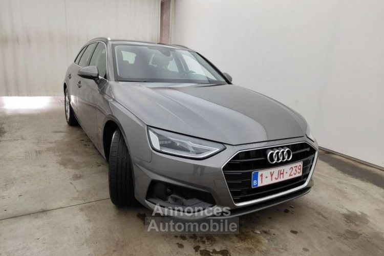 Audi A4 Avant 35TDi Design STronic - <small></small> 24.990 € <small>TTC</small> - #3