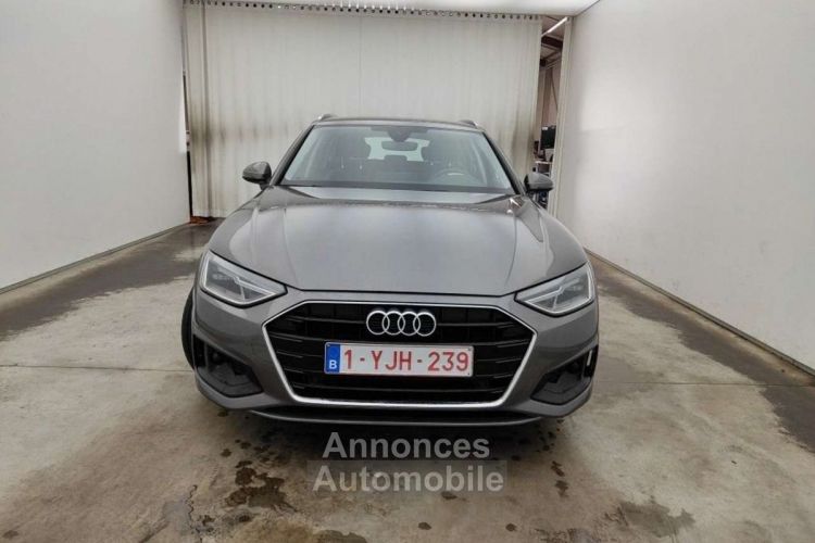 Audi A4 Avant 35TDi Design STronic - <small></small> 24.990 € <small>TTC</small> - #4