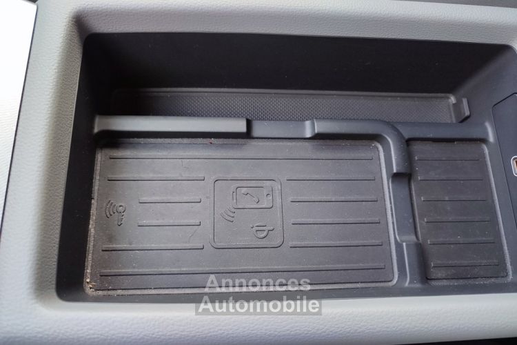 Audi A4 Avant 40 TDI 190ch Stronic 7 Avus - <small></small> 34.990 € <small>TTC</small> - #25