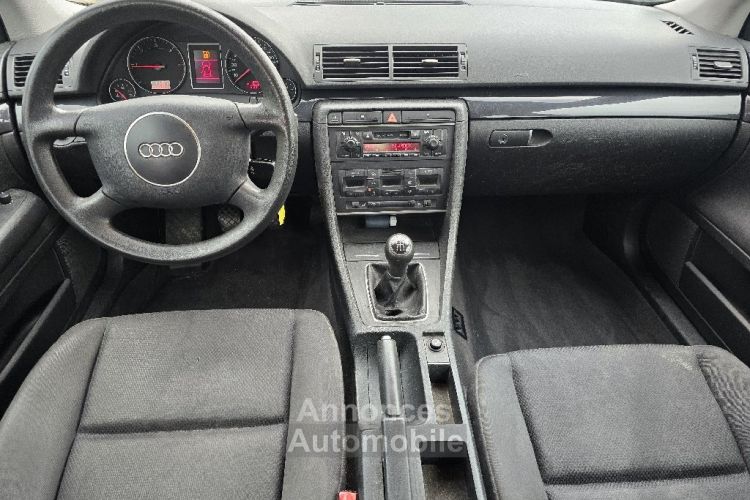 Audi A4 Serie 2 (8E2) 1.9 TDi 131cv - <small></small> 5.490 € <small>TTC</small> - #8