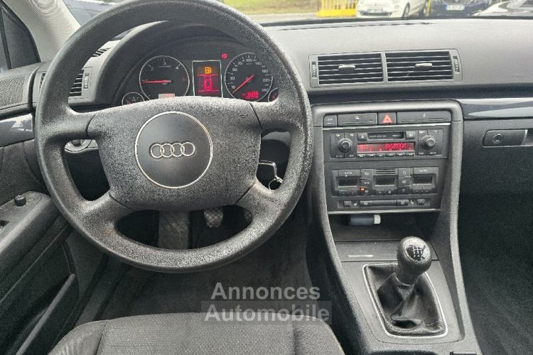 Audi A4 Serie 2 (8E2) 1.9 TDi 131cv - <small></small> 5.490 € <small>TTC</small> - #9