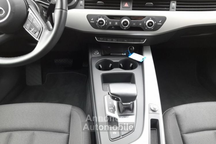 Audi A5 Sportback 35 TFSI PDC LED Sitzh Navi  - <small></small> 33.425 € <small>TTC</small> - #11