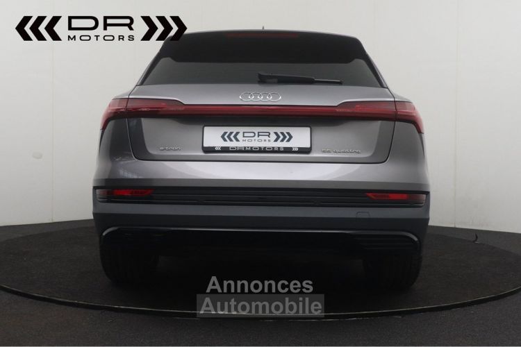 Audi e-tron 55 QUATTRO BUSINESS PLUS - LEDER LED HEAD UP DISPLAY 360° CAMERA SOH 88,8% - <small></small> 29.995 € <small>TTC</small> - #3