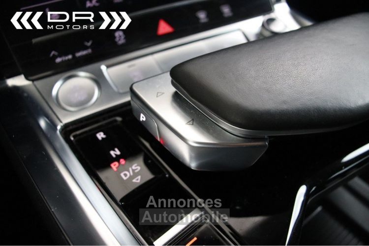 Audi e-tron 55 QUATTRO BUSINESS PLUS - LEDER LED HEAD UP DISPLAY 360° CAMERA SOH 88,8% - <small></small> 29.995 € <small>TTC</small> - #34