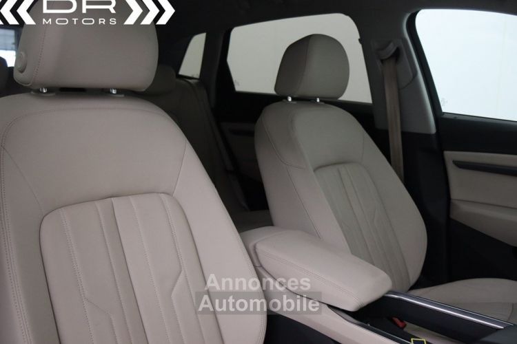 Audi e-tron 55 QUATTRO - LEDER LED NAVI TREKHAAK ALU 20" - <small></small> 34.995 € <small>TTC</small> - #13