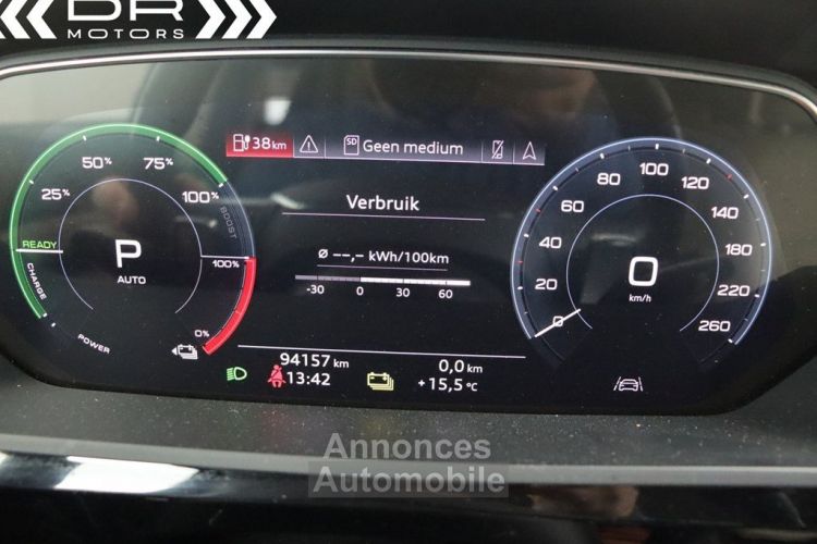 Audi e-tron 55 QUATTRO - LEDER LED NAVI TREKHAAK ALU 20" - <small></small> 34.995 € <small>TTC</small> - #35