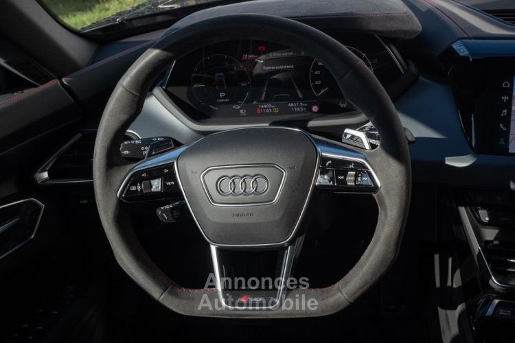 Audi e-tron GT RS e tron HUD SITZBEL%C3%9C MASSAGE PANO  - <small></small> 72.890 € <small>TTC</small> - #7