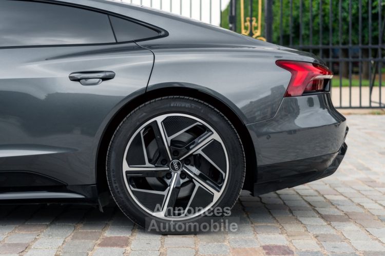 Audi e-tron GT *Low mileage* - <small></small> 74.900 € <small>TTC</small> - #42