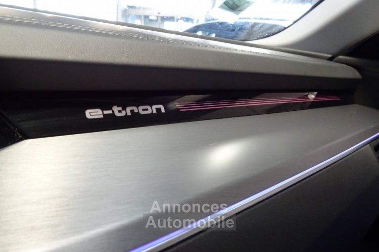 Audi e-tron SPORTBACK Sportback 50 quattro 313 ch Avus - <small></small> 51.990 € <small>TTC</small> - #25
