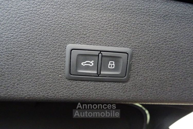 Audi e-tron SPORTBACK Sportback 50 quattro 313 ch Avus - <small></small> 51.990 € <small>TTC</small> - #35