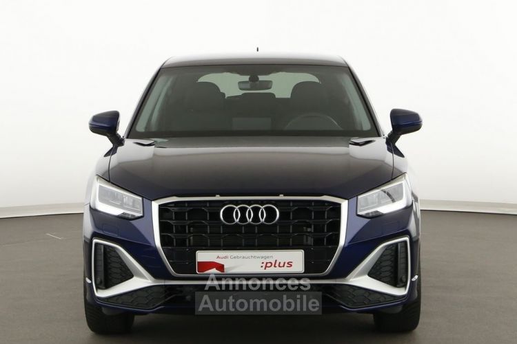 Audi Q2 30 TDI S tronic S line LED Navi AHK - <small></small> 32.478 € <small>TTC</small> - #2