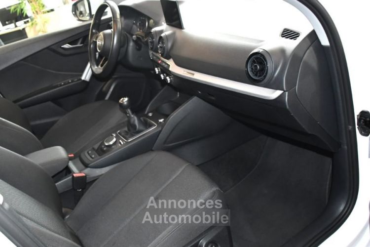 Audi Q2 Business Line 1.6 TDI 116 BVM GPS LED Pré Sense Keyless Régulateur Auto Hold JA 16 - <small></small> 17.990 € <small>TTC</small> - #21