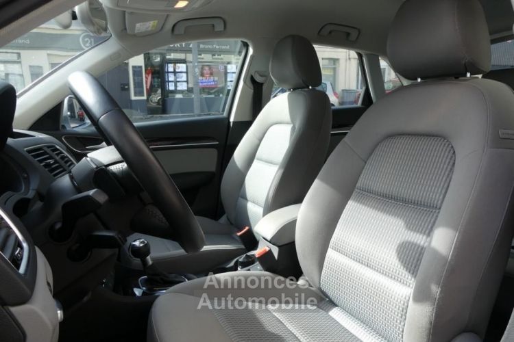 Audi Q3 1.4 COD TFSI 150 AMBIENTE S-TRONIC BVA - <small></small> 17.990 € <small>TTC</small> - #10