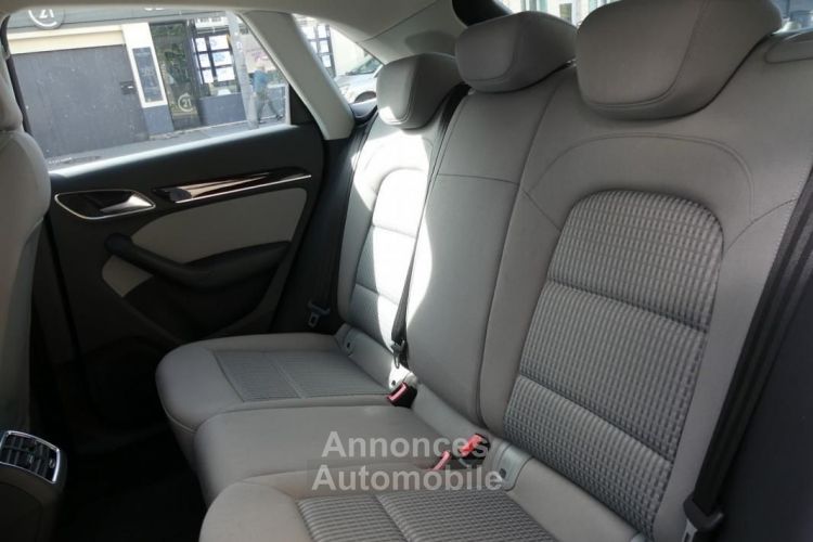 Audi Q3 1.4 COD TFSI 150 AMBIENTE S-TRONIC BVA - <small></small> 17.990 € <small>TTC</small> - #11