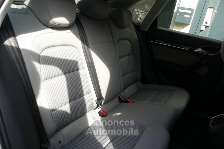 Audi Q3 1.4 COD TFSI 150 AMBIENTE S-TRONIC BVA - <small></small> 17.990 € <small>TTC</small> - #13