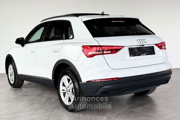 Audi Q3 1.5 TFSi 1ERPRO PANO ALCANTARA CARPLAY TVA ETC - <small></small> 23.990 € <small>TTC</small> - #4