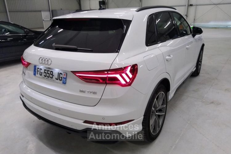 Audi Q3 1.5 TFSi 35 150CH S Tronic Line Toit ouvrant A partir de 390 e par mois - <small></small> 31.990 € <small>TTC</small> - #2