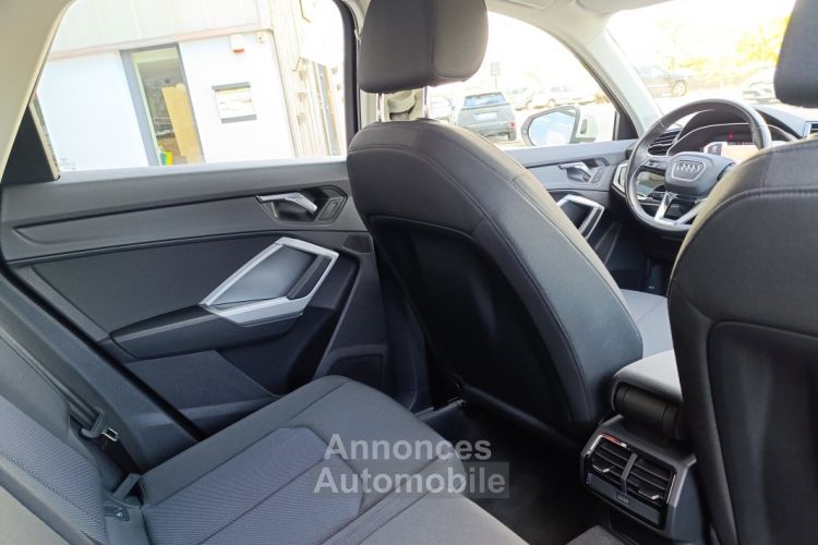 Audi Q3 2.0 TDI S-Tronic7 150 cv Boîte auto Phase 2 - <small></small> 28.150 € <small>TTC</small> - #16